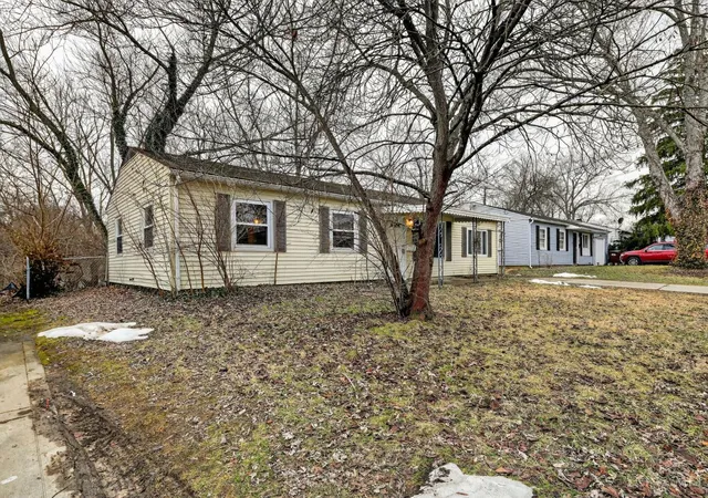 Homes for sale in Colerain Twp, OH | 3123 Niagara St, Colerain Twp, OH 45251 | MLS# 1869257