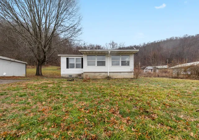 Homes for sale in Stout, OH | 21045 Us Hwy 52, Stout, OH 45684 | MLS# 1870695