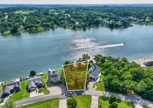 Photo 2 of Land for sale at 1525 Lakeview Dr, Lawrenceburg, IN 47025 | MLS# 1871275 | Listing updated on 2026-07-15