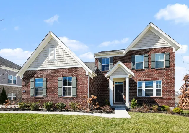 Photo 2 of Single family home for sale at 2850 Buckridge Dr, Cincinnati, OH 45233 | MLS# 1871245 | Listing updated on 2026-05-08