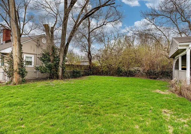 2nd image of 1938 Erie Ave, Middletown, OH 45042 | MLS# 1871704