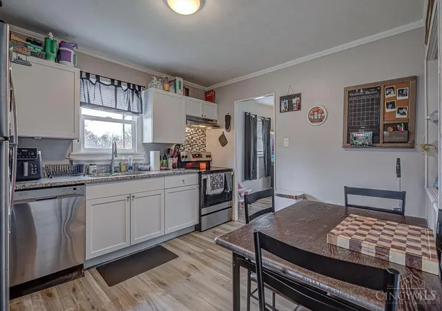 4th image of 1938 Erie Ave, Middletown, OH 45042 | MLS# 1871704