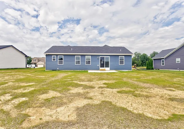 Homes for sale in Williamsburg, OH | 116 Kelly Dr, Williamsburg, OH 45176 | MLS# 1872139
