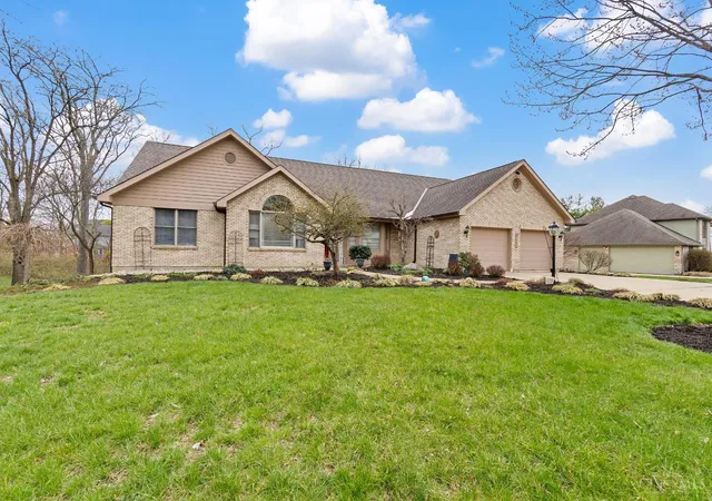 Homes for sale in West Chester, OH | 7380 Wheatland Meadow Ct, West Chester, OH 45069 | MLS# 1872275