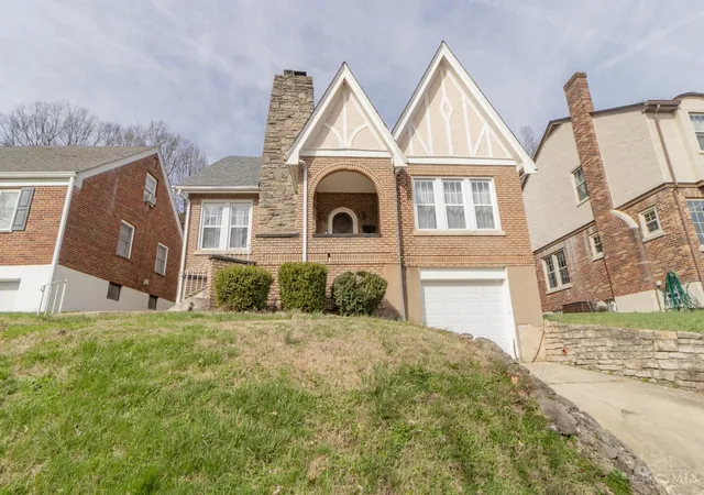 Homes for sale in Cincinnati, OH | 4330 Schulte Dr, Cincinnati, OH 45205 | MLS# 1872284