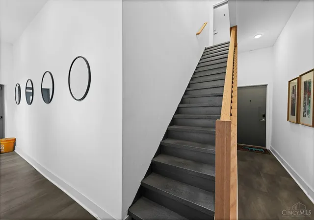2nd image of 1909 Race St, Cincinnati, OH 45202