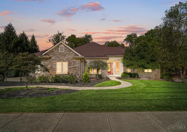 Homes for sale in Maineville, OH | 970 River Forest Dr, Maineville, OH 45039 | MLS# 1872703