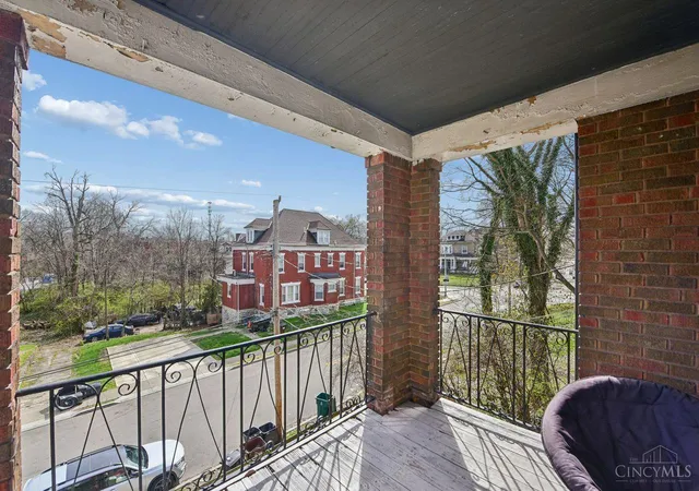 Homes for sale in Cincinnati, OH | 3543 Wilson Avenue, Cincinnati, OH 45229 | Houzeo