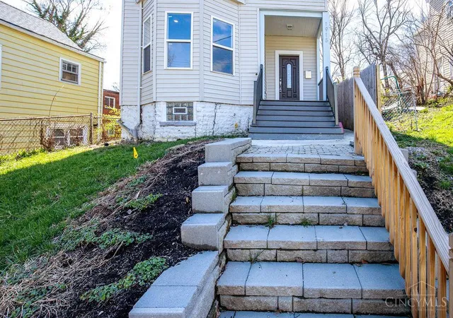 Photo 2 of Single family home for sale at 1915 Maple Ave, Cincinnati, OH 45212 | MLS# 1872860 | Listing updated on 2026-08-10