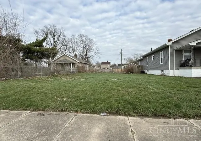 Homes for sale in Middletown, OH | 425 Mckinley St, Middletown, OH 45042 | MLS# 1873148