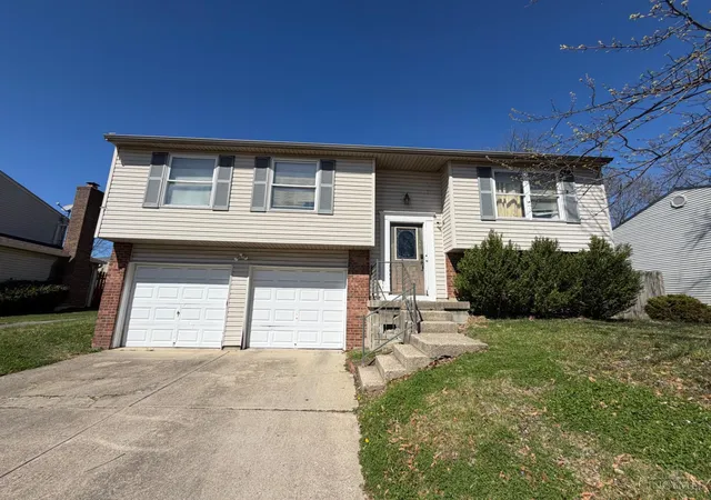 Single Family Residence at 1492 Kingsbury Dr, Cincinnati, OH 45240 | MLS# 1873304 |  | Sold on 2026-04-22