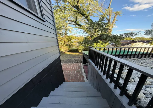 Homes for sale in Cincinnati, OH | 924 Mcpherson Ave, Cincinnati, OH 45205 | MLS# 1873450