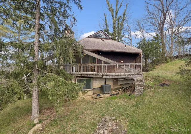 Homes for sale in Georgetown, OH | 5323 Buck Run Rd, Georgetown, OH 45121 | MLS# 1873486