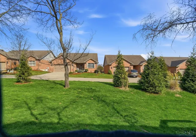 22nd image of 70 Waterview Ct #35, Hamilton, OH 45013 | MLS# 1873394