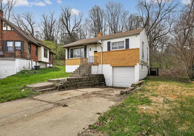 Homes for sale in Cincinnati, OH | 4438 Schulte Dr, Cincinnati, OH 45205 | MLS# 1873483