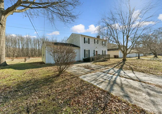Homes for sale in Miami Twp, OH | 5885 Wade Rd, Miami Twp, OH 45150 | MLS# 1873737