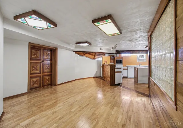 2nd image of 1903 Ogden Rd, Wilmington, OH 45177 | MLS# 1873754