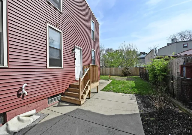 3rd image of 2962 Henshaw Ave, Cincinnati, OH 45225 | MLS# 1873876