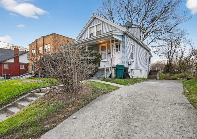 1st image of 4827 Prosperity Pl, Cincinnati, OH 45238 | MLS# 1873640