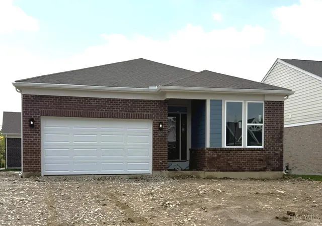 Photo 1 of Sale Pending at 5220 Long Meadow Dr, Franklin, OH 45005 | MLS# 1874139 | Listing updated on 2026-08-25