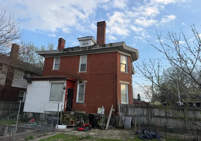 Photo 3 of Single family home for sale at 1824 W North Bnd Rd, Cincinnati, OH 45224 | MLS# 1873476 | Listing updated on 2026-05-14