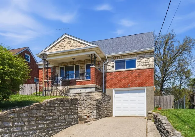 Homes for sale in Cincinnati, OH | 5450 Lawrence Rd, Cincinnati, OH 45248 | MLS# 1874401