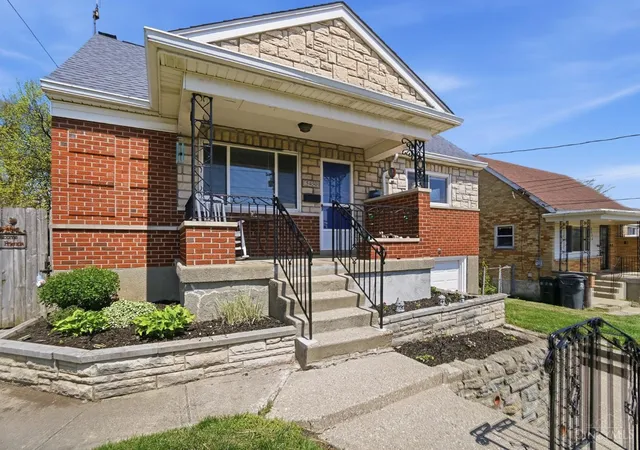 Homes for sale in Cincinnati, OH | 5450 Lawrence Rd, Cincinnati, OH 45248 | MLS# 1874401