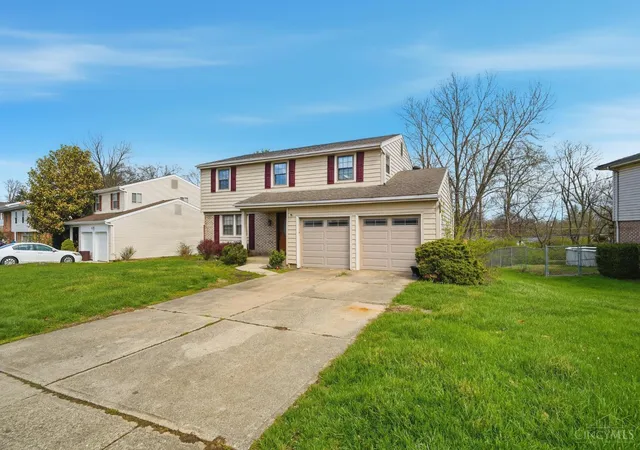 Photo 3 of Sale Pending at 250 Greenwell Ave, Cincinnati, OH 45238 | MLS# 1872958 | Listing updated on 2026-08-14
