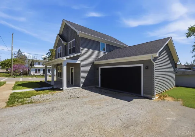 Homes for sale in Williamsburg, OH | 192 N Broadway St, Williamsburg, OH 45176 | MLS# 1874884