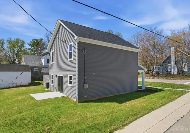 Homes for sale in Williamsburg, OH | 192 N Broadway St, Williamsburg, OH 45176 | MLS# 1874884