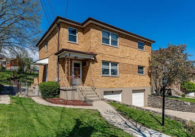 1st image of 4760 Clevesdale Dr, Cincinnati, OH 45238 | MLS# 1874875