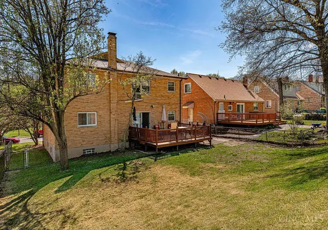 40th image of 4760 Clevesdale Dr, Cincinnati, OH 45238 | MLS# 1874875