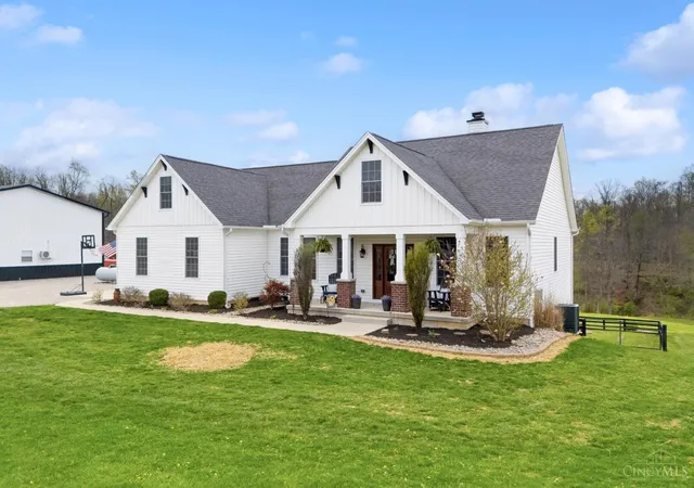 3rd image of 1158 Pyle Rd, Clarksville, OH 45113 | MLS# 1874982