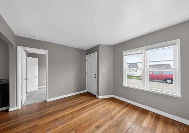 Homes for sale in Hamilton, OH | 925 Ross Ave, Hamilton, OH 45013