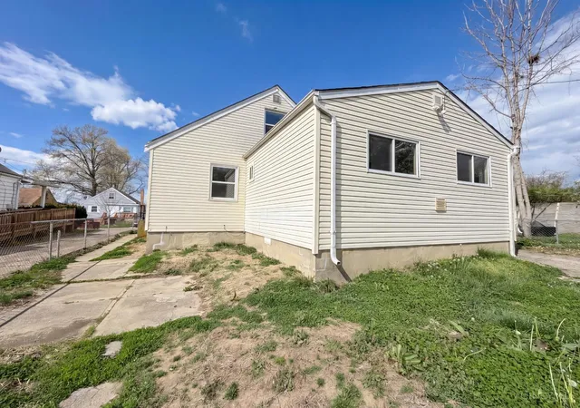 Homes for sale in Colerain Twp, OH | 8456 Jackies Dr, Colerain Twp, OH 45239 | MLS# 1874956
