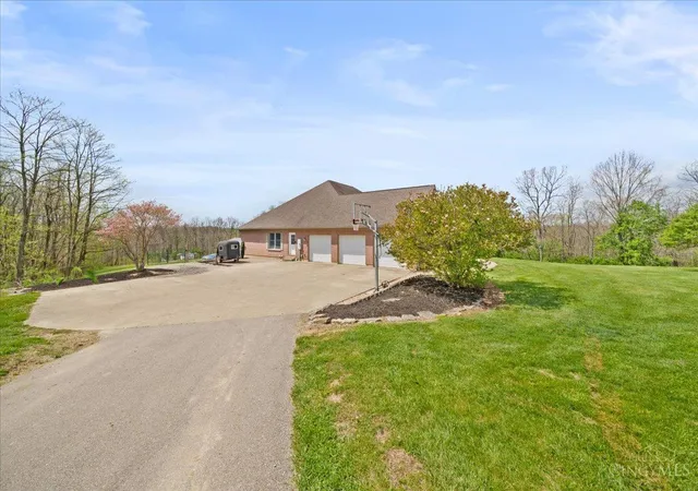 3rd image of 1034 Hill Top Ln, Felicity, OH 45120 | MLS# 1874976