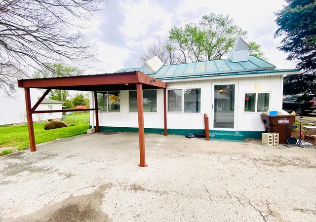 Homes for sale in Richland Twp, OH | 454 N State Route 72, Richland Twp, OH 45166 | MLS# 1875046