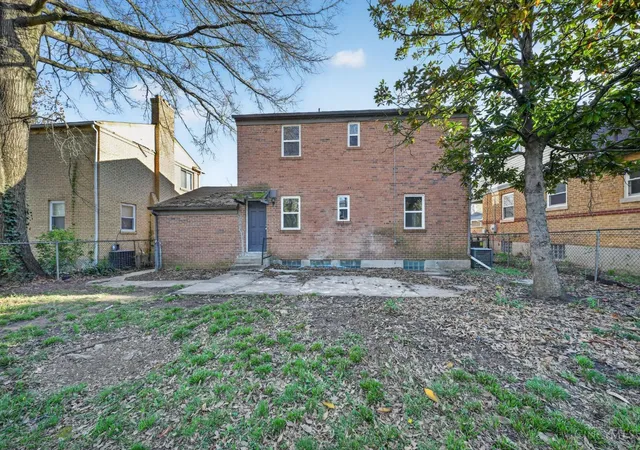 Photo 3 of Sale Pending at 1608 Miramar Ct, Cincinnati, OH 45237 | MLS# 1874391 | Listing updated on 2026-09-08