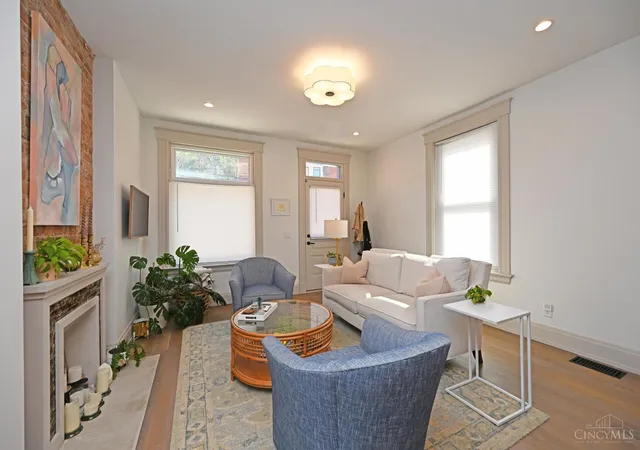 4th image of 1921 Vine St, Cincinnati, OH 45202 | MLS# 1875420