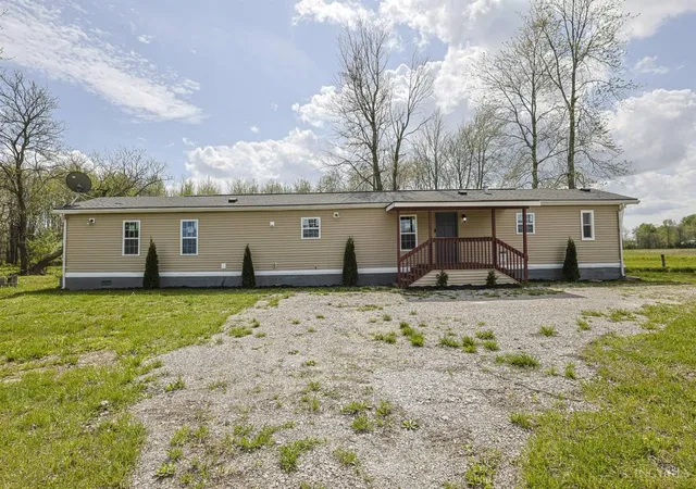 Homes for sale in Green Twp, OH | 5176 Greenbush East Rd, Green Twp, OH 45154 | MLS# 1875378