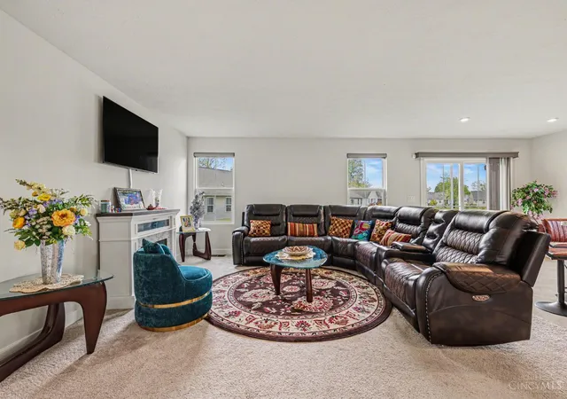 4th image of 8 Platform St, Amelia, OH 45102 | MLS# 1875481