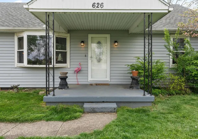 Homes for sale in Carlisle, OH | 626 W Crescent Dr, Carlisle, OH 45005 | MLS# 1875555