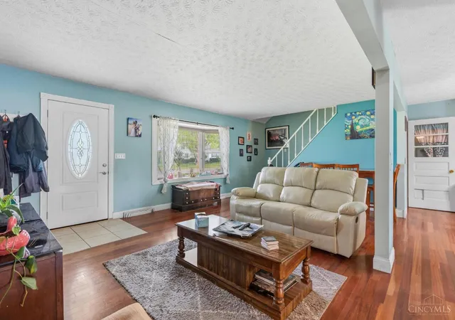 Homes for sale in Carlisle, OH | 626 W Crescent Dr, Carlisle, OH 45005 | MLS# 1875555