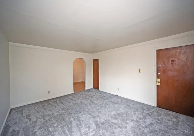 Homes for sale in Reading, OH | 620 Maple Dr, Reading, OH 45215 | MLS# 1875509