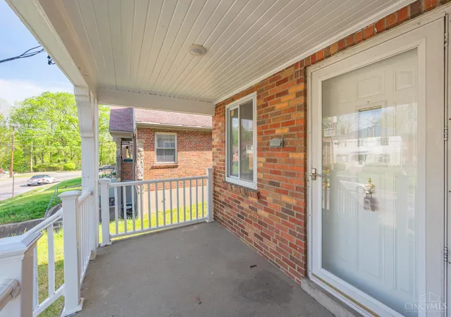 Homes for sale in Cincinnati, OH | 5866 Kennedy Ave, Cincinnati, OH 45213 | MLS# 1875089