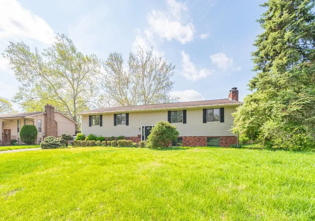 2nd image of 3647 E Galbraith Rd, Amberley, OH 45236 | MLS# 1875084