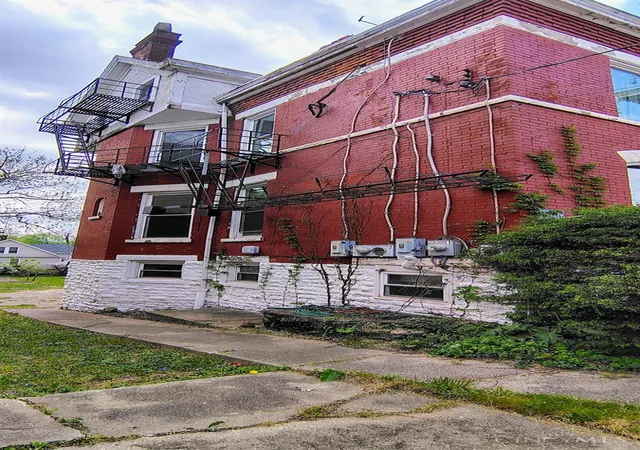 Homes for sale in Cincinnati, OH | 837 Hutchins Avenue, Cincinnati, OH 45229 | Houzeo