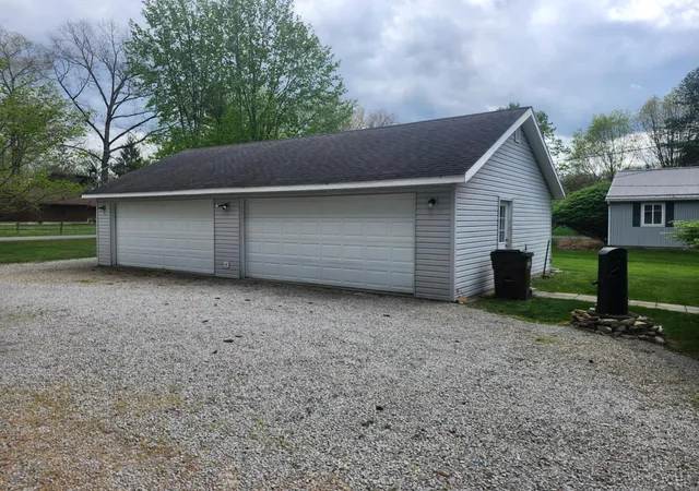 4th image of 18 Hammerhead Cvs, Franklin Twp, OH 45171 | MLS# 1876099