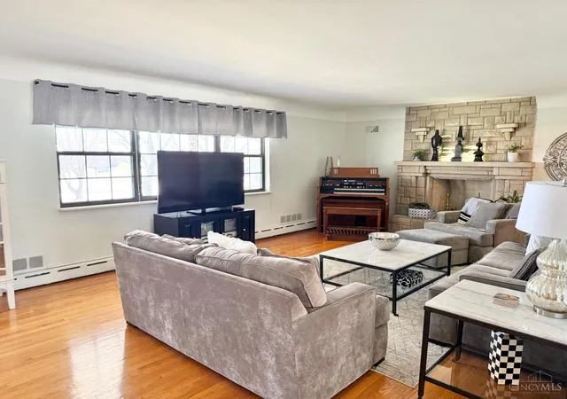 3rd image of 4911 North Bend Rd, Cincinnati, OH 45211 | MLS# 1876171