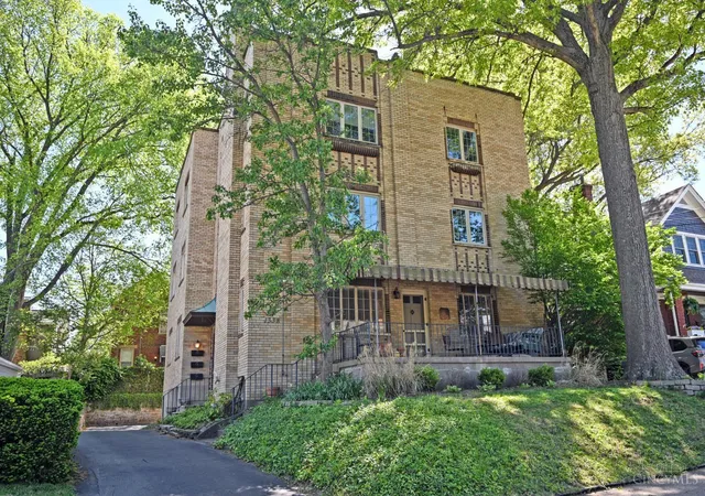 1st image of 1338 Paxton Ave #3, Cincinnati, OH 45208 | MLS# 1876196